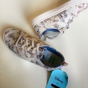 Brand new Disney * Toms Taupe Gus and Jaq